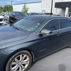 2019 Chevrolet IMPALA LT — фото 2