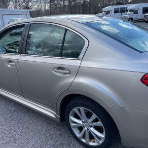 SUBARU LEGACY 2.5I PREMIUM - 6