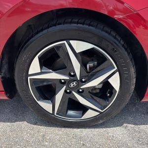 2022 Hyundai ELANTRA LIMITED 缩略图 20