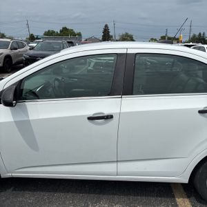 صورة 4 لـ 2017 Chevrolet SONIC PREMIER AUTO