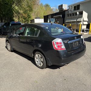 NISSAN SENTRA 2.0 - 5