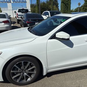 2015 Acura TLX V6 W/ADVANCE photo 2