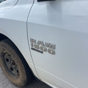 2019 RAM 1500 CLASSIC TRADESMAN — фото 23