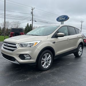 FORD ESCAPE SE - 1