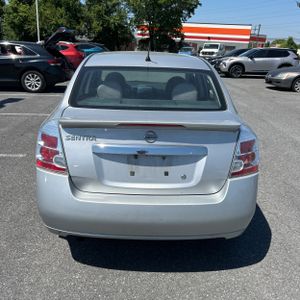 NISSAN SENTRA 2.0 - 7