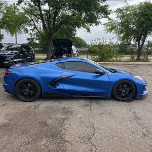 CHEVROLET CORVETTE STINGRAY - 10