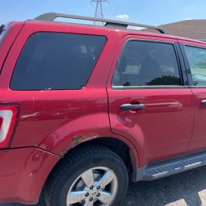 FORD ESCAPE XLT - 9
