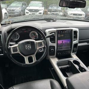 2017 RAM 3500 LARAMIE photo 40