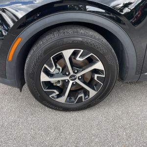 صورة مصغرة 17 لـ 2024 KIA SPORTAGE EX