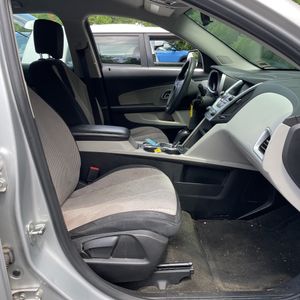 2017 Chevrolet EQUINOX LS 缩略图 28