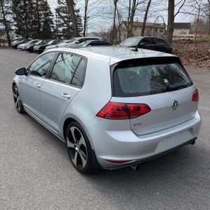 VOLKSWAGEN GOLF GTI SPORT - 5