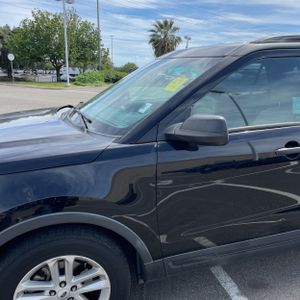 FORD EXPLORER BASE - 2