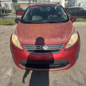 صورة مصغرة 14 لـ 2011 FORD FIESTA SE
