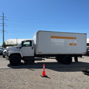 CHEVROLET COMMERCIAL C6500 CONV CAB 4X2 (CA60-240) - 3