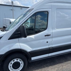FORD TRANSIT 250 - 2