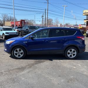FORD ESCAPE SE - 3