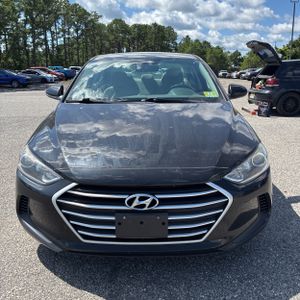 صورة 14 لـ 2017 Hyundai ELANTRA SE