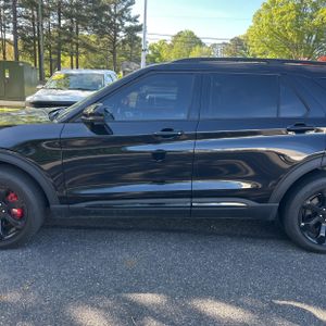 FORD EXPLORER ST - 3