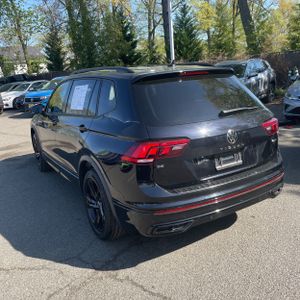 VOLKSWAGEN TIGUAN SE R-LINE BLACK 4MOTION - 5