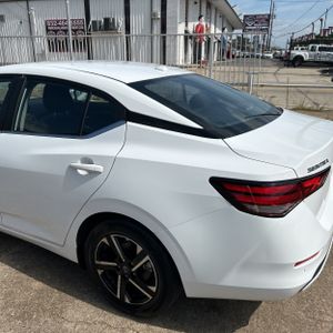 NISSAN SENTRA SV - 6