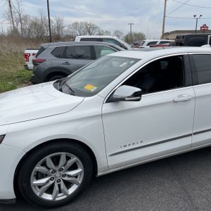 CHEVROLET IMPALA LT - 2