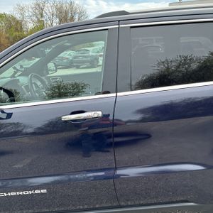 JEEP GRAND CHEROKEE LIMITED - 3