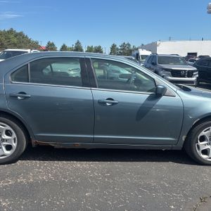 FORD FUSION SE - 10