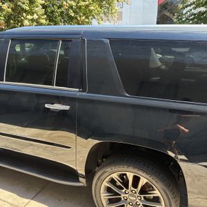 2019 Cadillac ESCALADE ESV LUXURY 照片 4