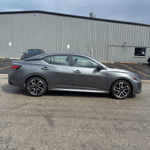 NISSAN SENTRA SR - 10