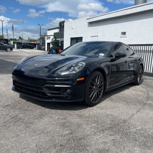 Porsche Panamera 4 - 1
