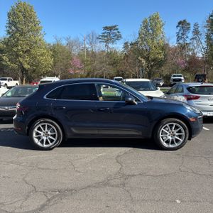 PORSCHE MACAN S - 10