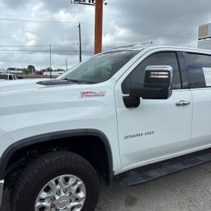 CHEVROLET SILVERADO 2500HD LTZ - 2