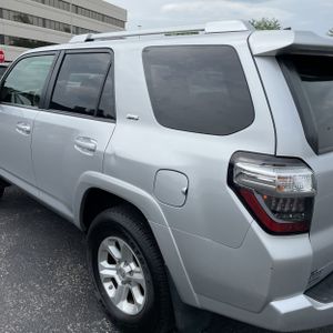 TOYOTA 4RUNNER - 6
