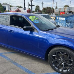 2019 Chrysler 300 TOURING thumbnail 13