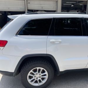 صورة 9 لـ 2018 JEEP GRAND CHEROKEE LAREDO E