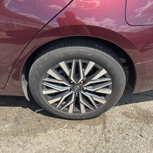2025 Nissan ALTIMA SV thumbnail 18