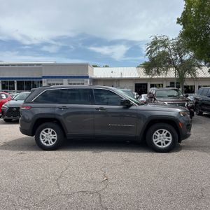 2023 JEEP GRAND CHEROKEE LAREDO 照片 10