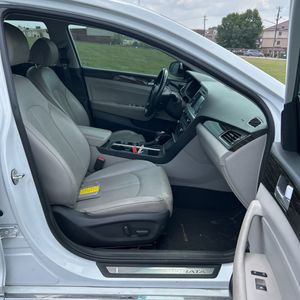 صورة مصغرة 33 لـ 2017 Hyundai SONATA LIMITED