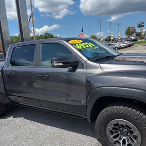 صورة 10 لـ 2021 RAM 1500 TRX