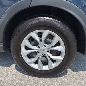 2025 Honda CR-V LX thumbnail 18