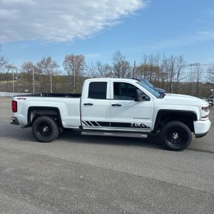 CHEVROLET SILVERADO 1500 - 10