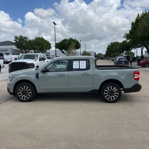 FORD MAVERICK LARIAT - 3