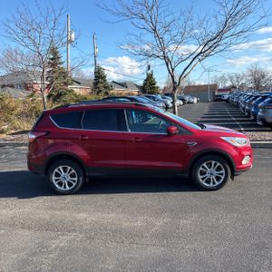 FORD ESCAPE SE - 10