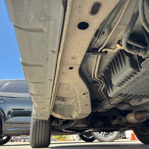 2010 FORD ESCAPE XLT 照片 24