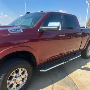 2019 RAM 2500 LARAMIE photo 2