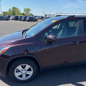 CHEVROLET TRAX LT - 2