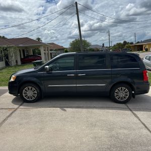 CHRYSLER TOWN & COUNTRY TOURING L - 3