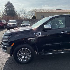 FORD RANGER LARIAT - 2