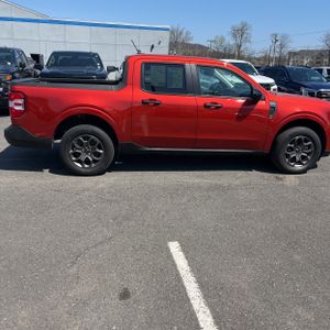 FORD MAVERICK XLT - 10