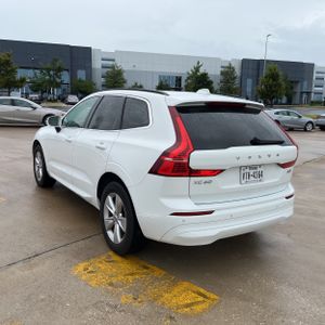 2022 Volvo XC60 B5 MOMENTUM 照片 5